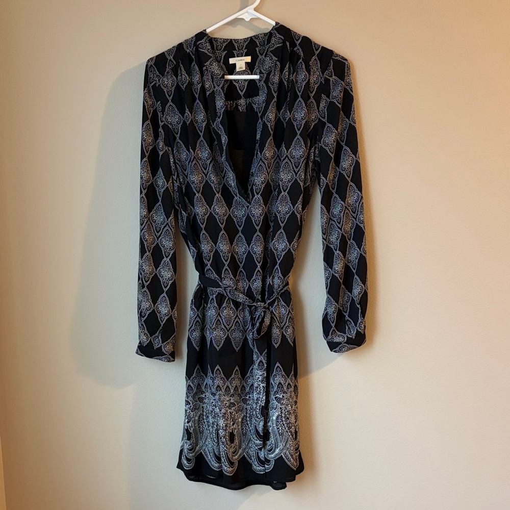 Black and Gray Patterned Tunic Dress